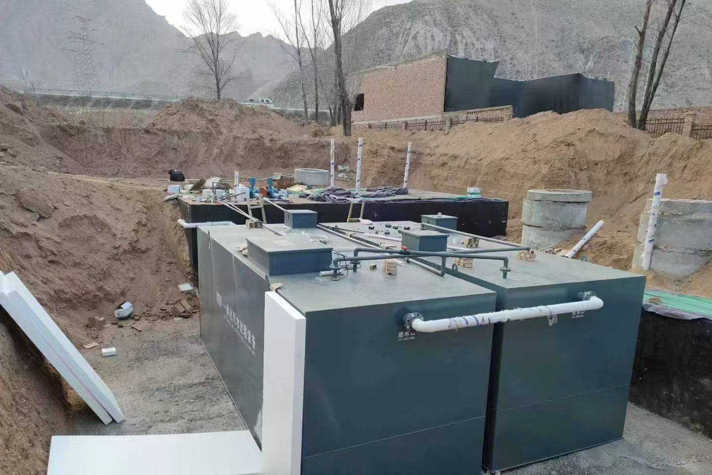乌兰一体化污水处理设备